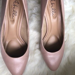 Pink heels. Pretty and comfortable light pink.
